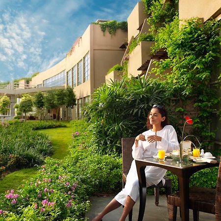 Pulse Grande Hotel Putrajaya Restaurant photo The Park, Hyderabad