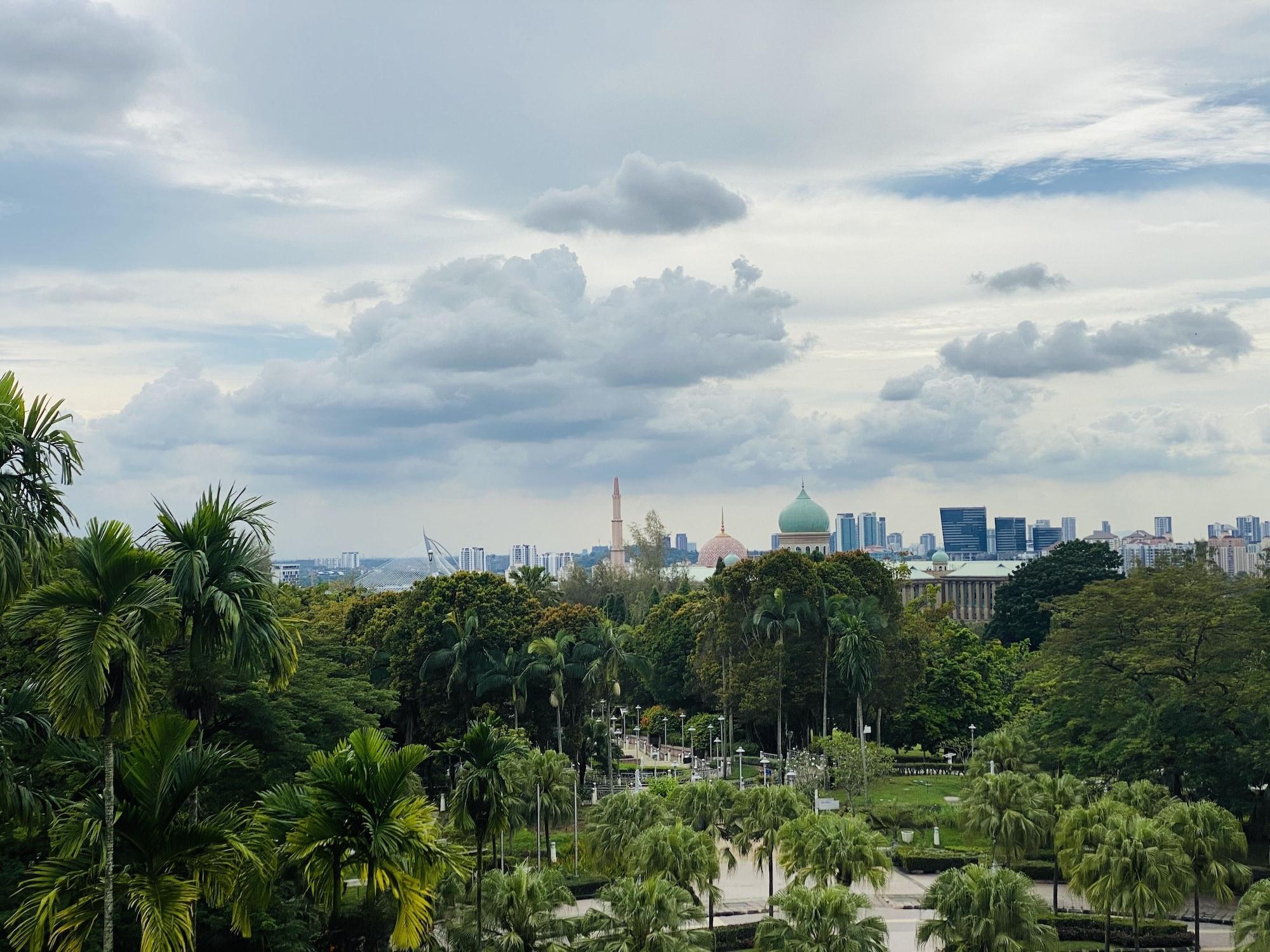 Pulse Grande Hotel Putrajaya Exterior photo View of the National Museum of Malaysia from the National Museum of Malaysia