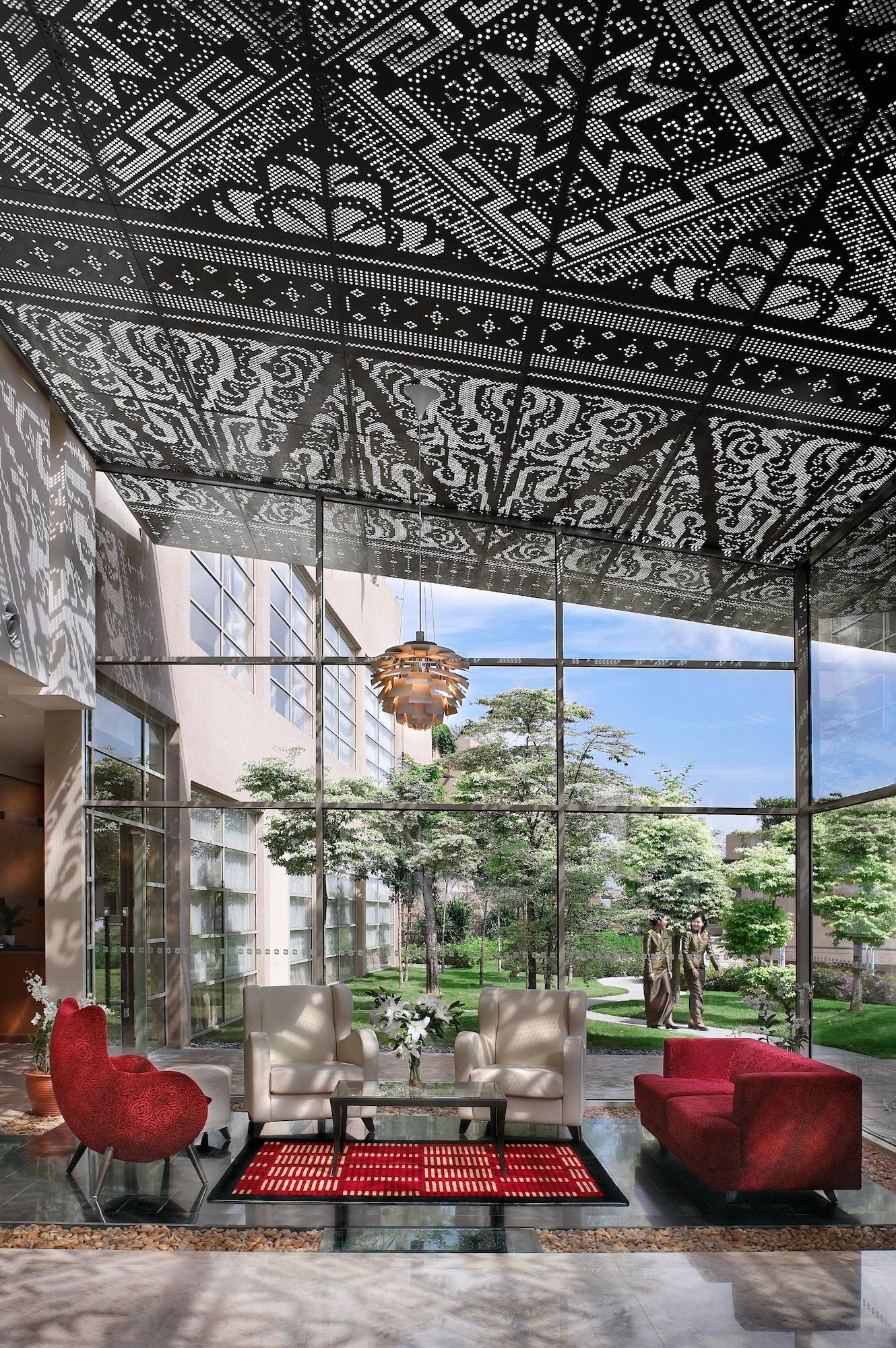 Pulse Grande Hotel Putrajaya Interior photo The interior of the building