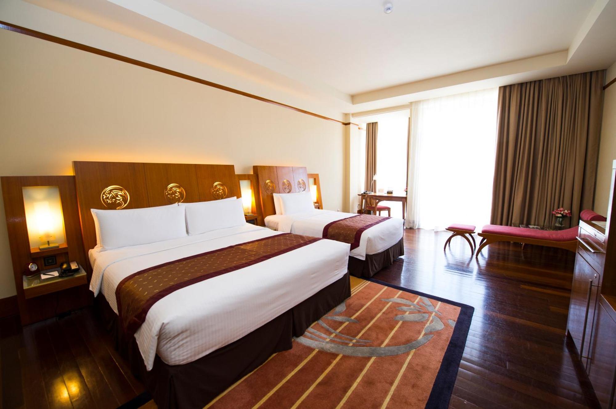 Pulse Grande Hotel Putrajaya Exterior photo Deluxe Room